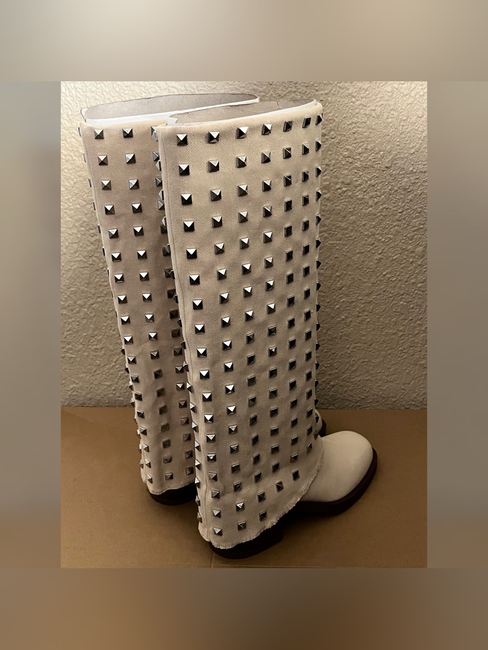 Steve Madden Women’s Recon Studded Design Beige Color Boots Size-6.5 - Picture 9 of 12